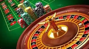 Filipino sports bettor checking live odds on labet betting platform